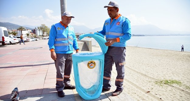 Alanya'nın yeni çöp kovaları görücüye çıktı
