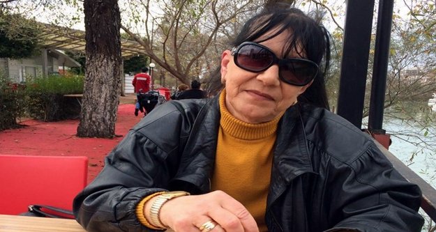 Alman kadın evinde ölü bulundu