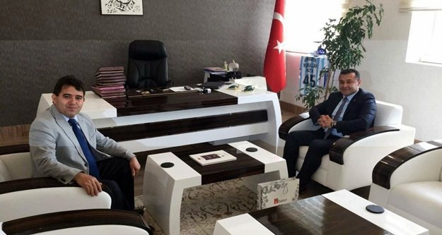 Başkan Yücel yeni kaymakamı ziyaret etti