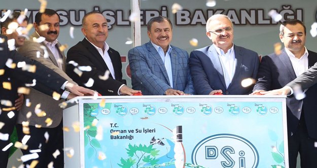 Çavuşoğlu o ülkelere yüklendi