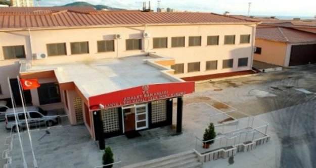 Cezaevi firarisi Alanya'da yakalandı