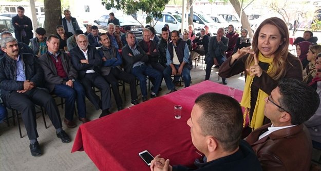 "Evet standına yapılan saldırıyı kınıyorum"