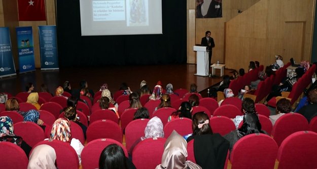 İslam'da ailenin yerini anlattı