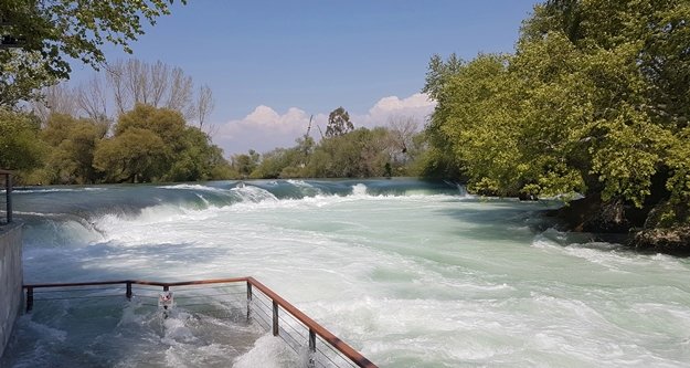 Komşuda kritik ihale yapıldı