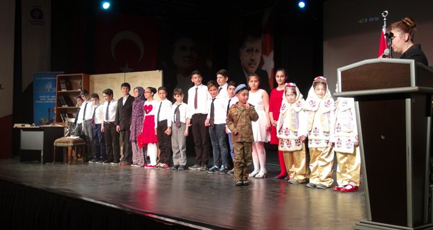 Mehmet Akif saygıyla anıldı