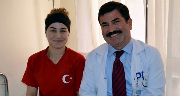 Milli sporcu Alanya'da tedavi gördü