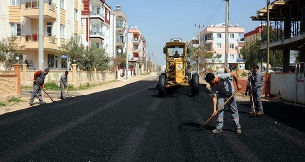 O mahallenin asfaltı yenileniyor