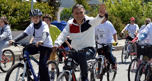 O tarihte herkes bisiklete binecek