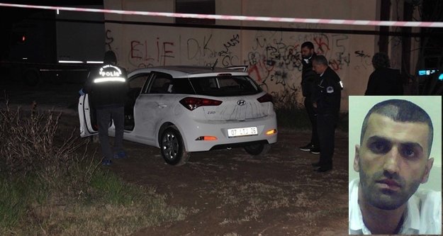 Otomobile silahlı saldırı: 1 ölü var