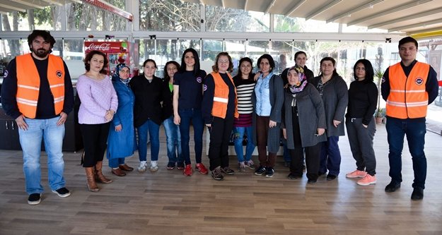 Özel annelere ilk yardım kursu