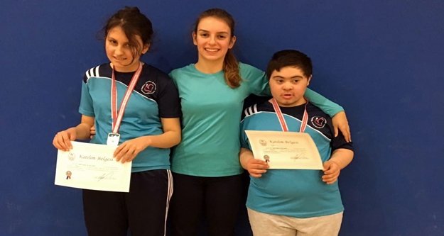 Özel öğrencilerin özel başarısı