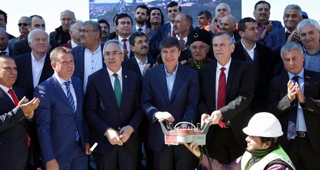 Türkbeleni'nde muhteşem temel atma töreni