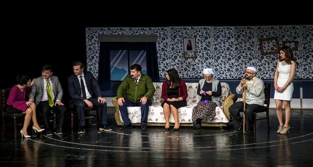 AEDAŞ çalışanları hem yazdı hem oynadı