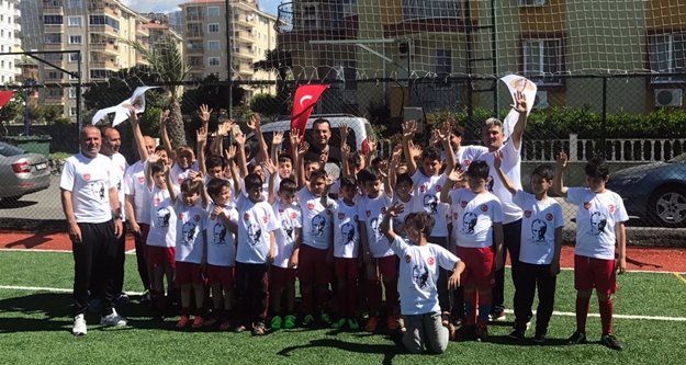 Alanya Belediyespor çocukları unutmadı