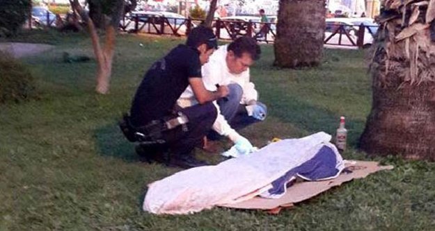 Alanya'da şok! Parkta ölü bulundu