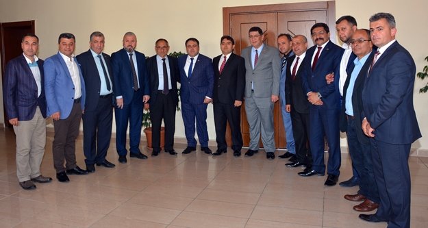 Alanyalı başkanlardan komşuya destek