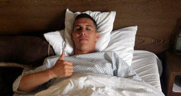 Alanyasporlu yıldız bıçak altında