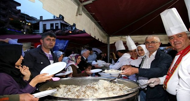 ALTSO'dan pilav kavurma ikramı