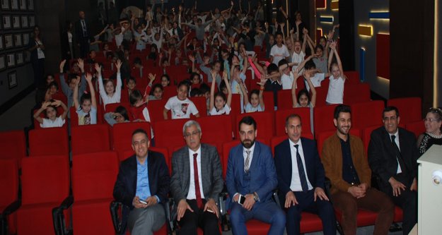 Bahçeşehir'de elektrik tehlikesi anlatıldı