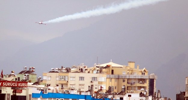 F16'lar Antalya semalarında