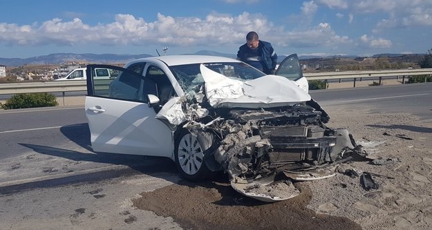 Feci trafik kazası: 4 yaralı var