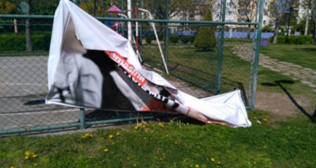 'Hayır' pankartlarına saldırı