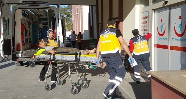 Köprülü kavşak inşaatında şok kaza: 1 işçi yaralandı