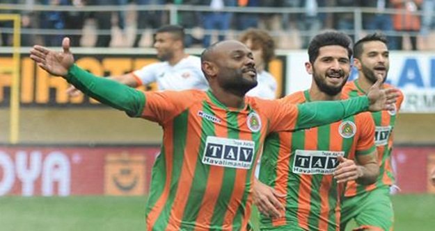 Vagner ilk ödüle aday