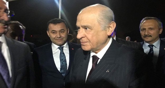 Yücel Devlet Bahçeli'yi karşıladı