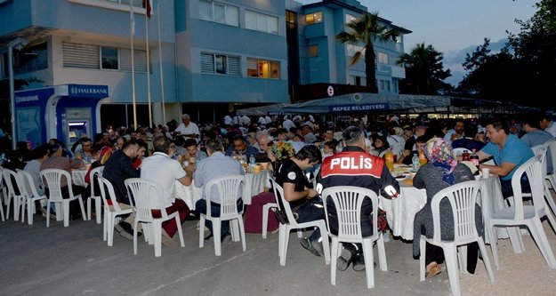 AESOB’tan sokak iftarı