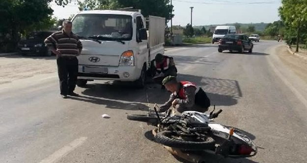 Alanya'da şok! Kamyonet ile motosiklet çarpıştı