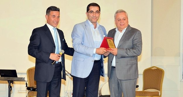 Alanya'da yılın balosu gerçekleştirildi