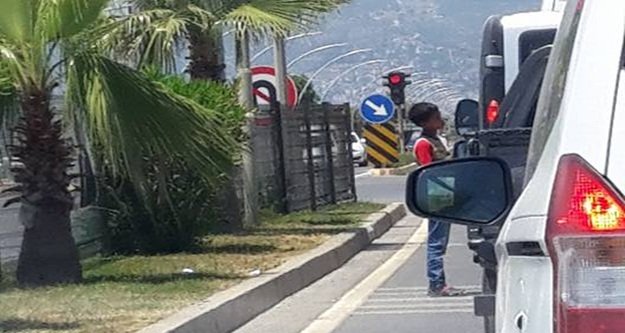 Alanya'daki çocuk dilenciler isyan ettirdi