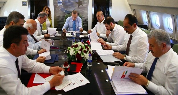 Çavuşoğlu, Erdoğan'la Hindistan'da