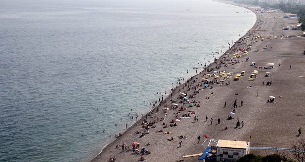 Dünyaca ünlü sahilde düşündüren görüntü