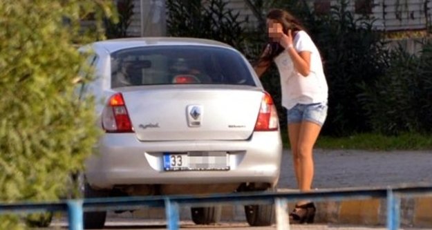 Fuhuş amaçlı otostop çekenlere ceza yağmuru