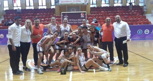 Kızlarımız birinci lig yolunda