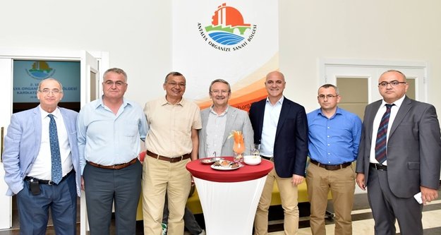 OSB'de ödüller dağıtıldı