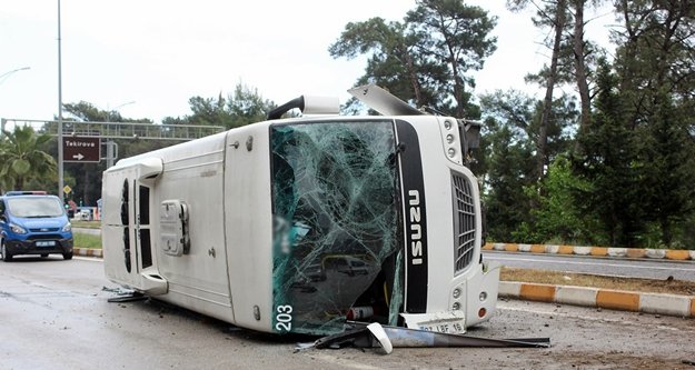 Şok! Tur otobüsü devrildi: 16 yaralı var
