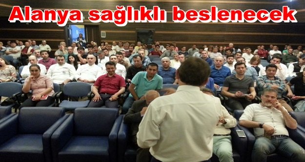 Turizm sezonu öncesi gıda işletmeleri bilgilendirdi