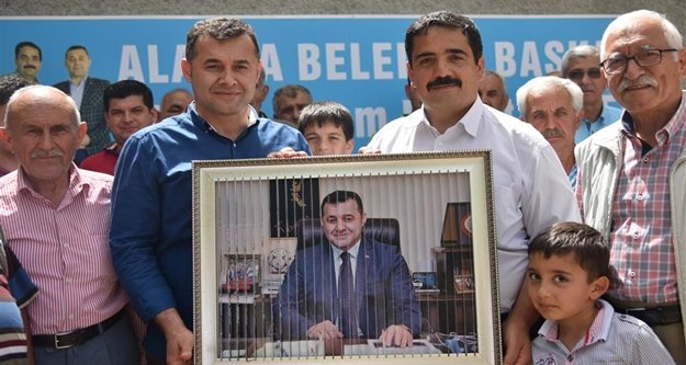 Yücel'e vatandaşlardan anlamlı teşekkür