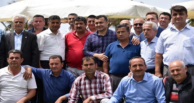 Yücel muhtarlarla buluştu, müjdeli haberler verdi