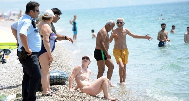 Denizde kaybolduğu zannedilen Rus turist korkuttu