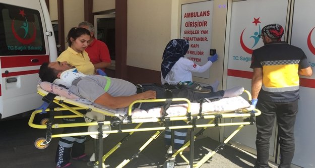 Motosiklet adama çarpıp kaçtı