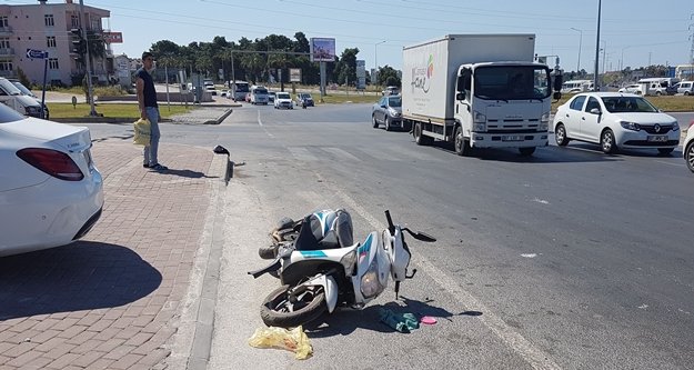 Otomobil motosiklete çarptı: 1 yaralı var