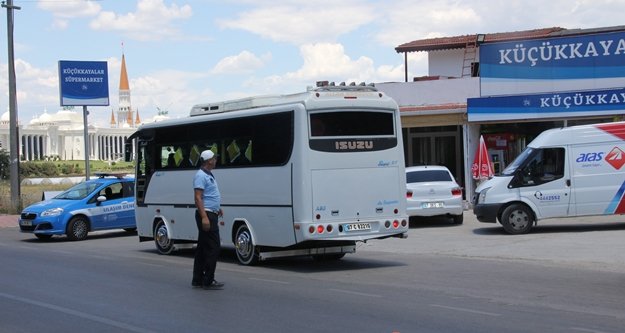 Turizm araçları denetleniyor