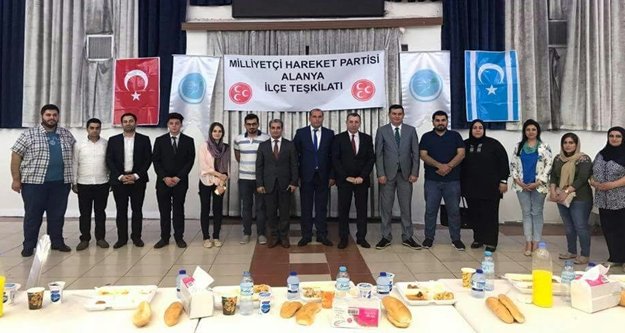 Türkdoğan Irak'ta Türkmenlerle buluştu