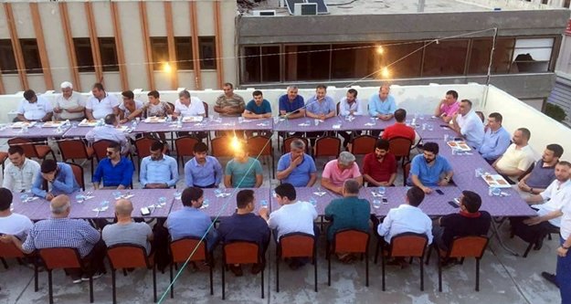 Ülkücüler iftarda buluştu