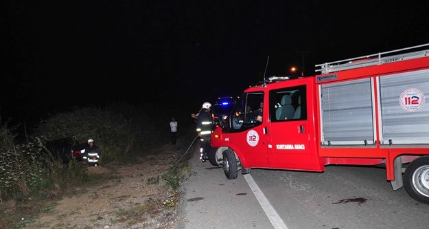 Yoldan çıkan otobüs tarlaya uçtu
