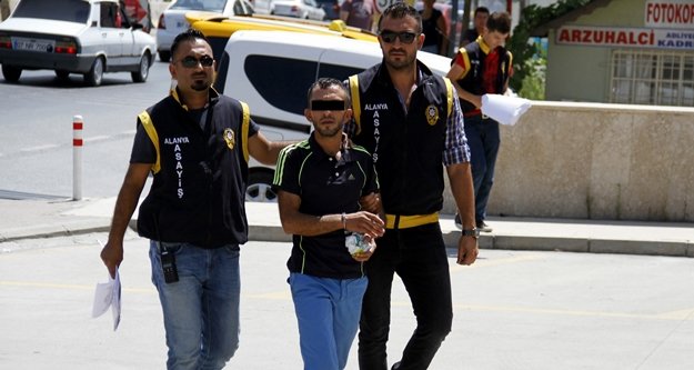 Arkadaşını gasp eden soyguncu yakalandı